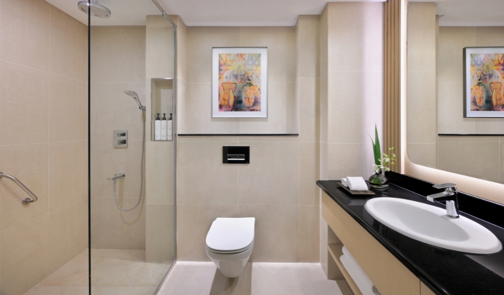 Classic Twin Room at Swissotel Al Murooj