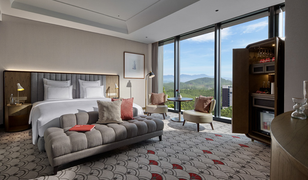 Grand Room at Swissotel Nusantara