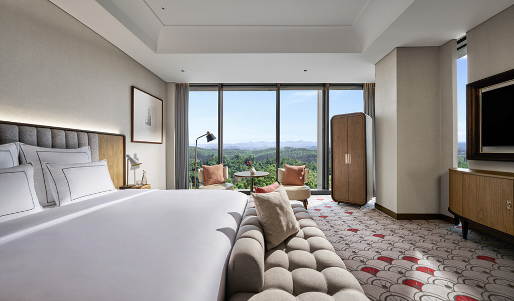 Grand Room at Swissotel Nusantara
